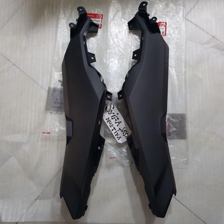 sambungan cover body samping belakang adv 150 kiri / kanan cover body side