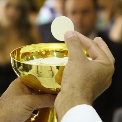 Hosti Roti Perjamuan Kudus Suci Sakramen Komuni Gereja Katolik Kristen Manna Super