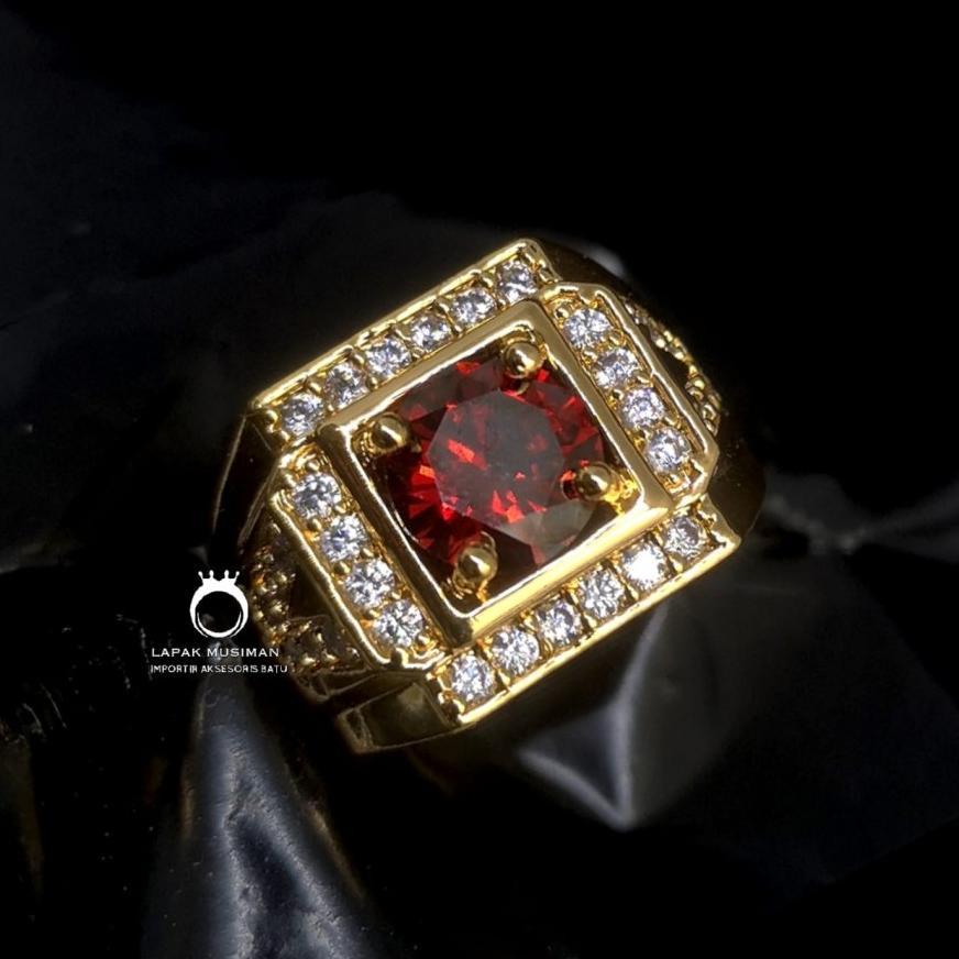 Cute- Cincin Pria Warna Kuning Emas Diamond Ruby King Saphire