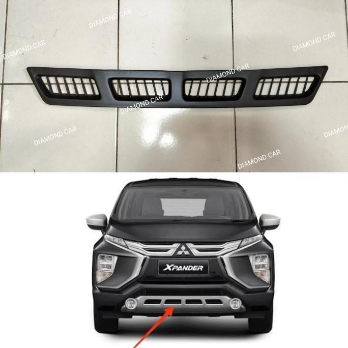 List Grill Cover Bumper Depan Mitsubishi Xpander 2016-2022