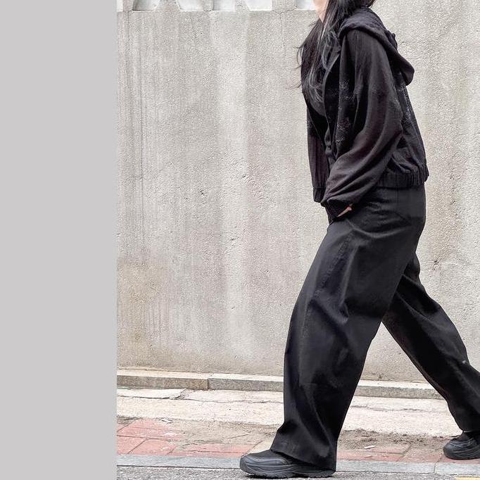 InKano Selka - Jaket wanita sheer dengan details floral embroidery