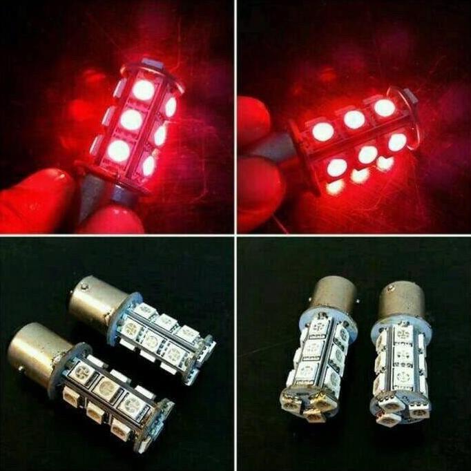 Promo HARGA SEPASANG (2 pcs) Bayonet Kaki 2 Lampu Rem 12 volt 18 Led Kedip Strobo Diskon
