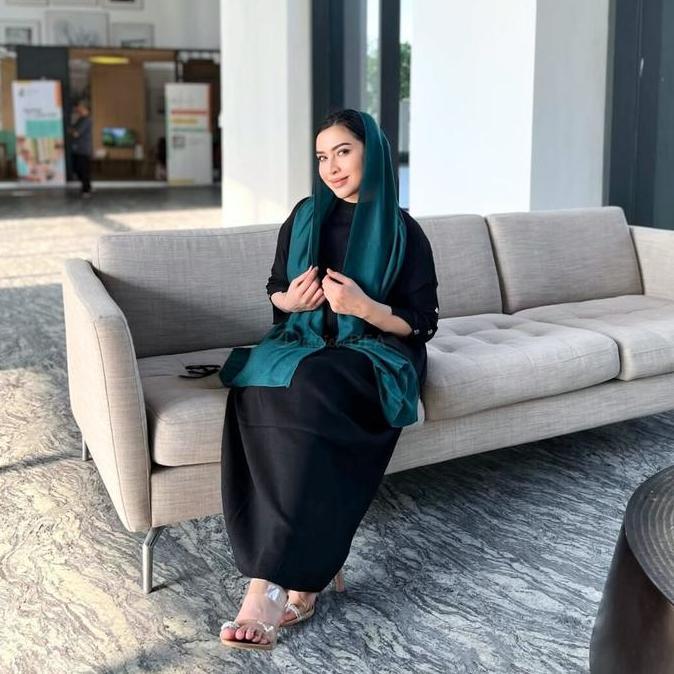 DISTRICT DEA - Vivi Batwing Dress - dress rajut lengan panjang model batwing - dress rajut polos - d