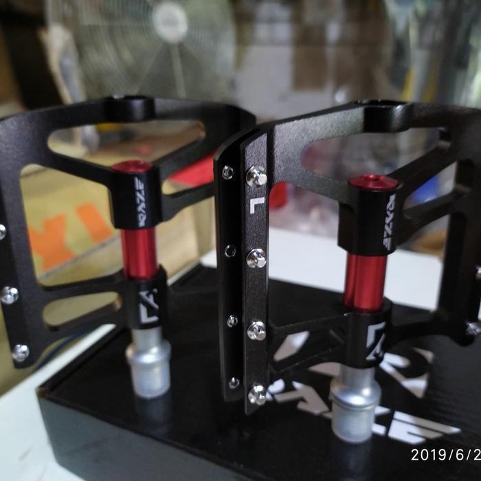 Pedal Bearing Raze Original United.   Pedal Raze Bearing Original United Sesuai Iklan Foto Toko Orig