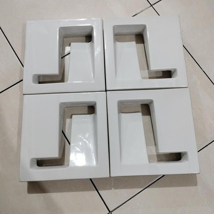 Roster keramik minimalis RO 159