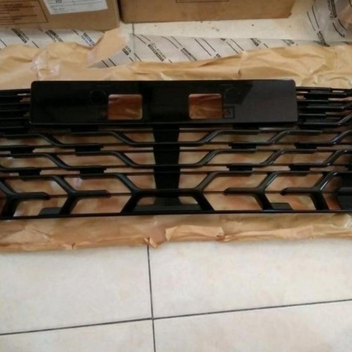 * GRILLE GRILL BEMPER BUMPER DEPAN AVANZA VELOZ 2016/2018 ORIGINAL //