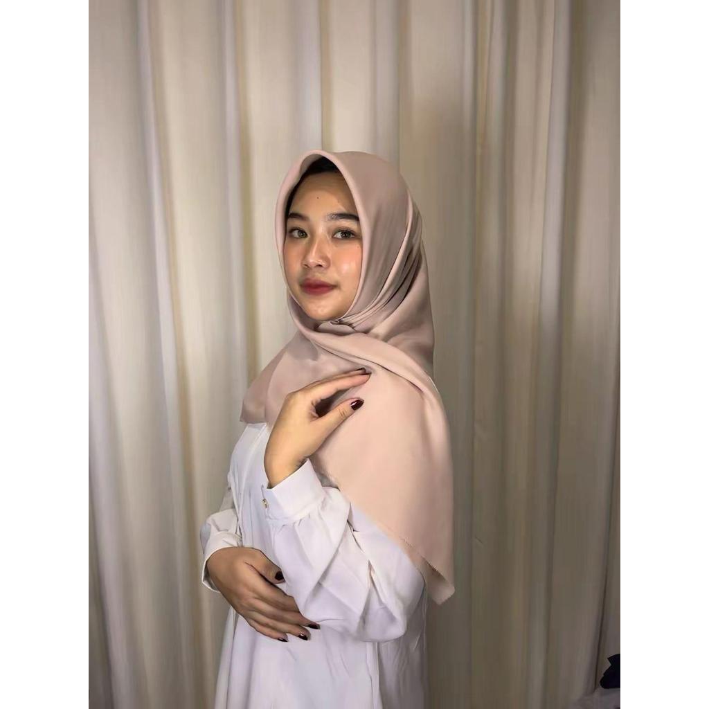 Jenifa Hijab Voal Premium Segi Empat Polos Peach Sage Biskuit Putih Kerudung Wanita Muslim Voal Nyam