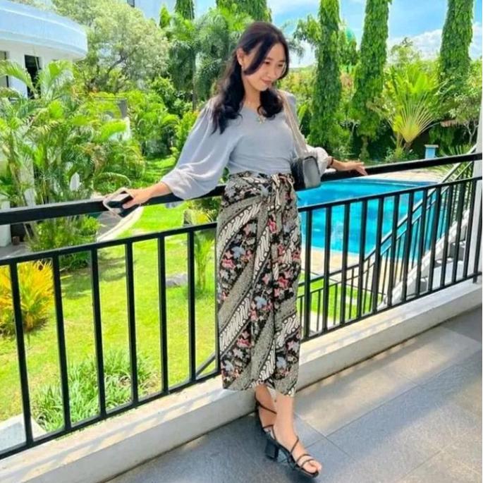 DS379 >> Rok lilit batik wanita bawahan kebaya, pakaian wanita bawahan wisuda rok lilit tradisional 