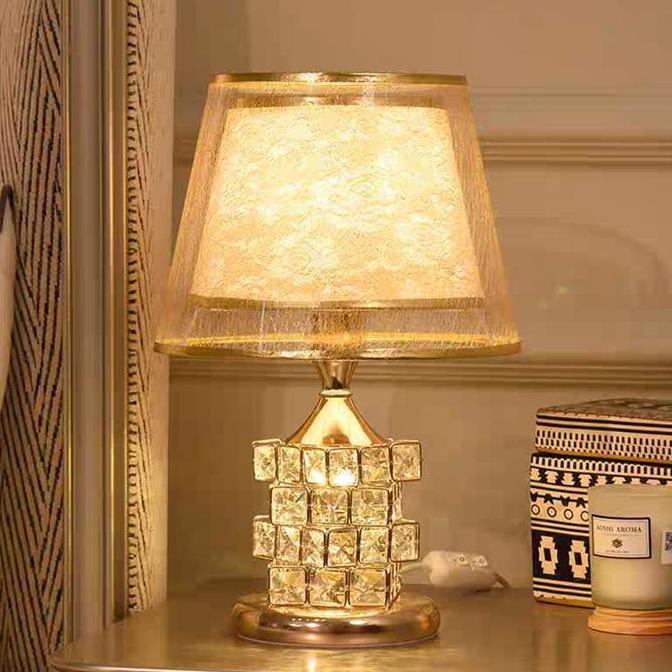 Lightwoll- Hadiah Romantis Lampu Meja Kristal Gaya Eropa Tiga Warna Lampu Meja Samping Tempat Tidur 