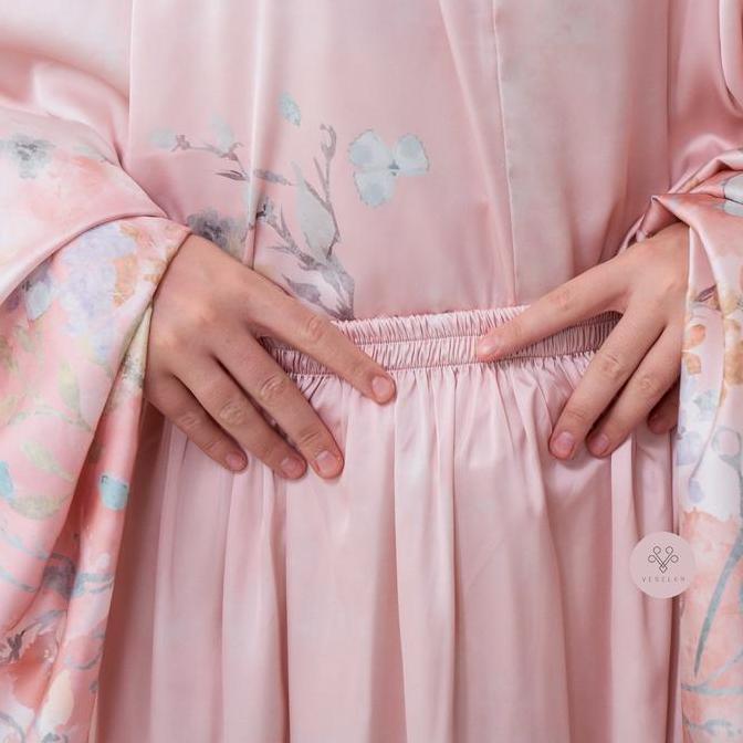 Veselka Mukena Dewasa Hawwa Signature Prayerset Jumbo Size With Sajadah Traveling Bunga Atasan Bawah