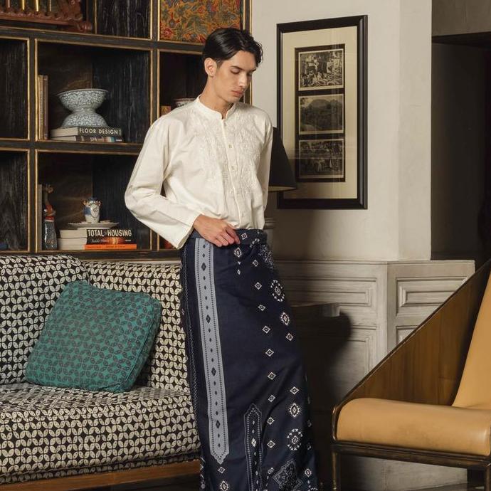 Howel And Co - Shireen (Sarung)