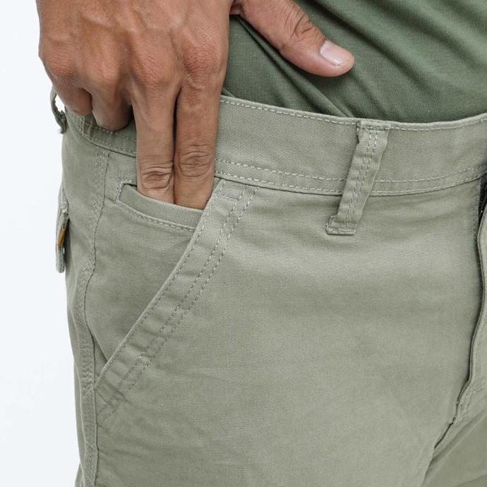 M.Gee Celana Pendek Pria Kargo Rows C014 Olive