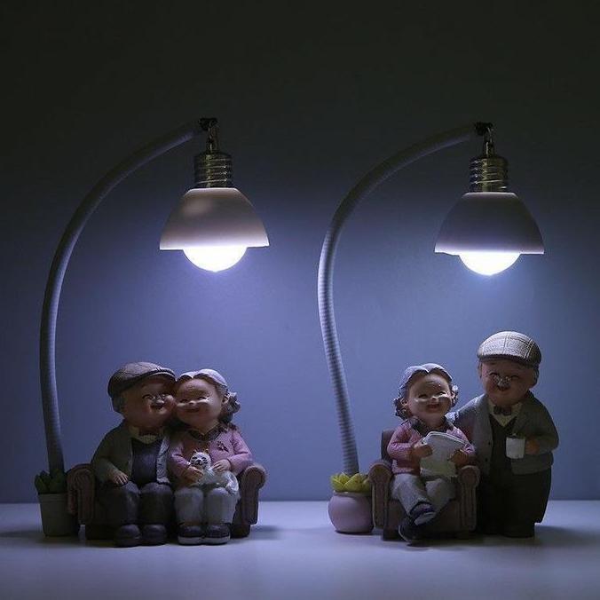 Miniatur Lampu Kakek Nenek / Pajangan Lampu Kakek Nenek / Hiasan Love