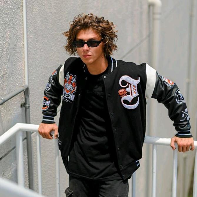 Imagineco Jacket Varsity Embroidery Hitam Unisex Flecee 330 GSM Leather "Ronin Hockey"