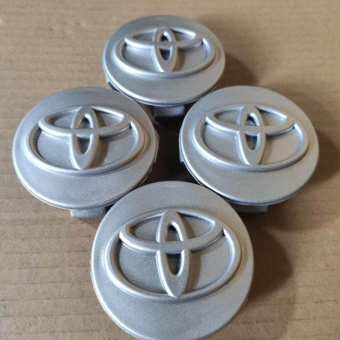 DOP RODA PELEK MOBIL KIJANG INNOVA RING 15 Accessories Car