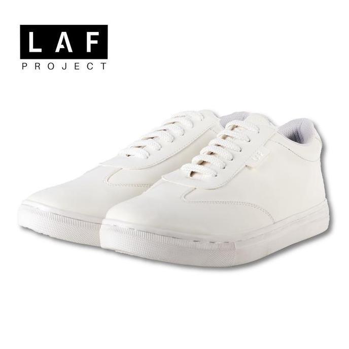 LAF Project - Sepatu Pria Sneakers Casual Kerja Putih - Akasa