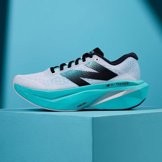 Sepatu Running Orinal NB Fuelcell Sc Trainer V3 White Blue BNIB