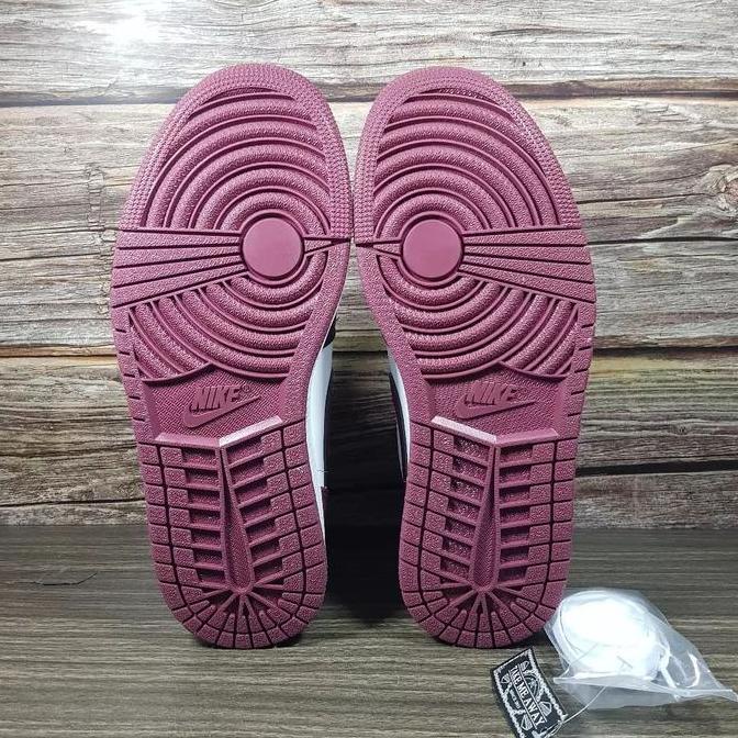 Sepatu Nike Air Jordan 1 Mid SE Dark Beetroot Maroon