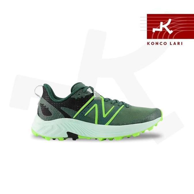 Sepatu Trail Running New Balance FuelCell Summit Unknown V3