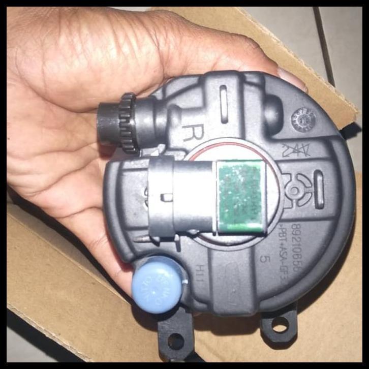 DISKON FOG LAMP LAMPU KABUT MOBIL AVANZA / XENIA / INNOVA LAMA 2 PCS