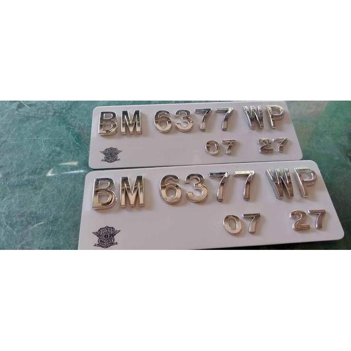Plat Nomor Motor Aksesoris Eksterior Motor Angka Chrome Plat Timbul Chrome Plat Putih Motor