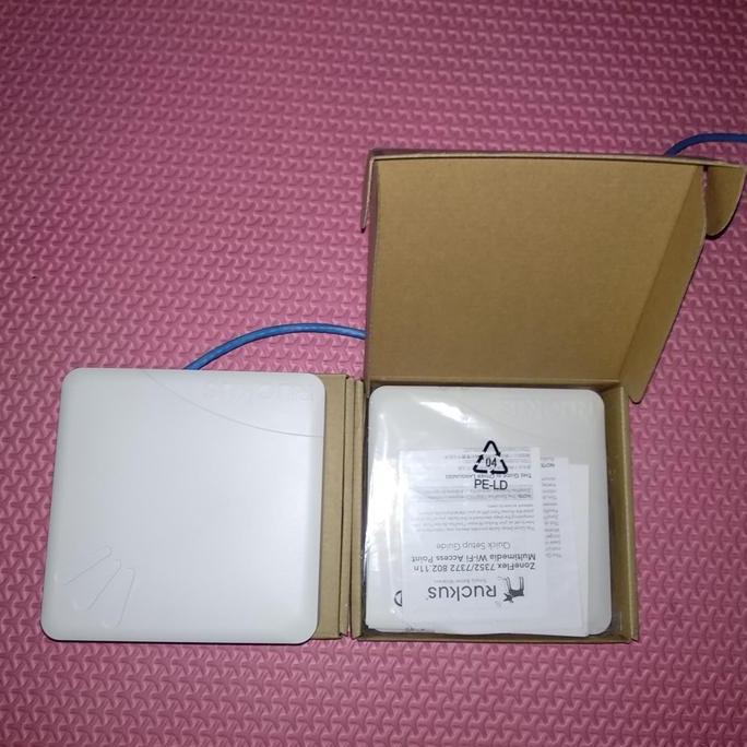 NEW Ruckus 7372 New Unit - Wifi Hotspot