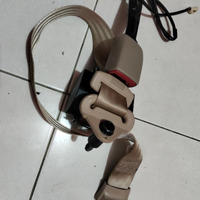 Seat Belt Universal  Toyota Kijang Kapsul Kijang Grand Avanza Xenia Original Dan Terpercaya