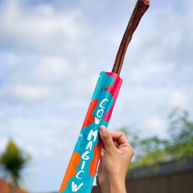 Grosir Hungry Petto - Cow Magic Wand Large (L) Bully Stick Snack Anjing
