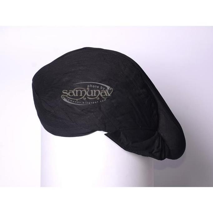 BLANGKON SUNAN HITAM POLOS HALUS