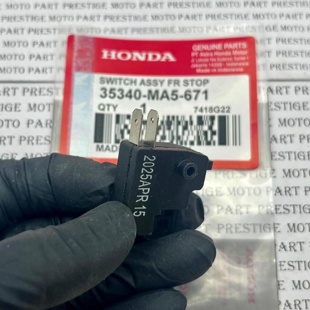 Tahan Lama  35340-Ma5-671 Sw,Assy Fr.Stop Switch Rem Depan Beat, Scoopy, Supra, Genio, Kharisma Orig