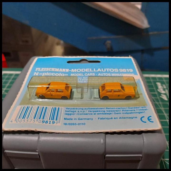 GRATIS ONGKIR FLEISCHMANN SKALA 1:160 (N GAUGE) - FLEISCHMANN 9819 SEPASANG VW GOLF (WN16) 