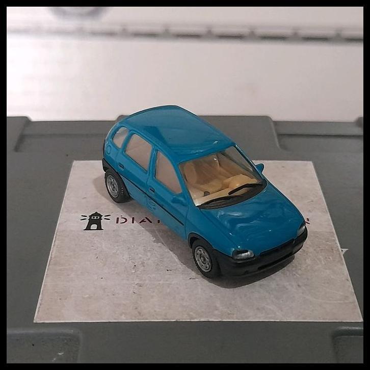 TERLARIS HERPA SKALA 1:87 - OPEL CORSA TURQOIS (HP16)
