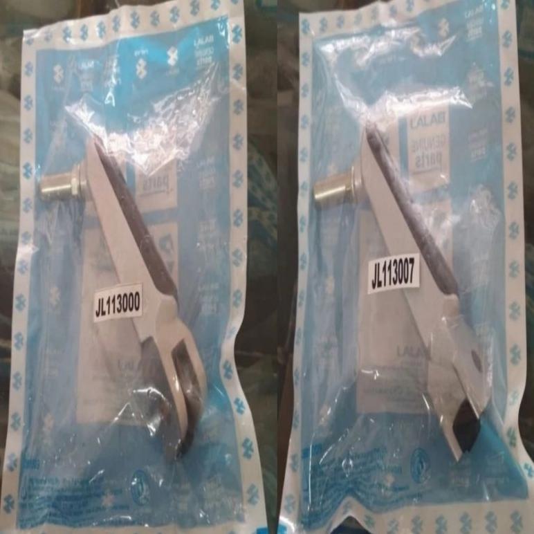 FOOTSTEP DEPAN PULSAR 200NS FOOT STEP PIJAKAN KAKI DEPAN PULSAR 200NS NS200