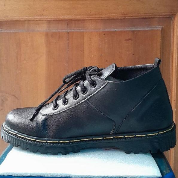 Garansi Sepatu Dokmar Pria Dan Wanita Dokmar 8 Hole Unisex L Sepatu Boots Dokmar Tinggi