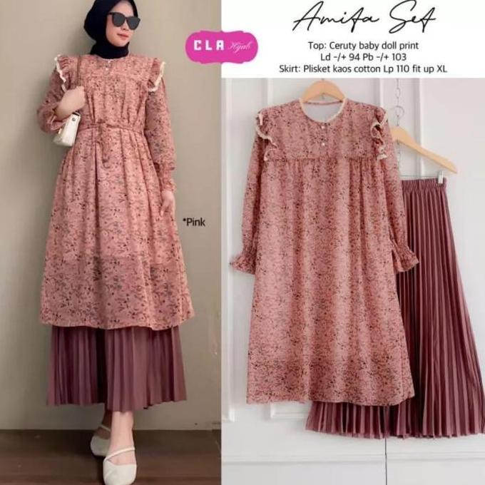 Tanpil Cantik Dan Elegan Dengan Setrok Tunik Motif Bunga Wanita Dewasa