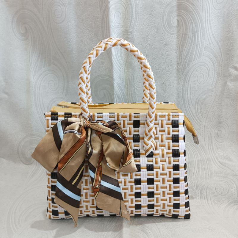 Tas Tenteng Jali Jali / Tas Selempang / Tas Jali Full Inner