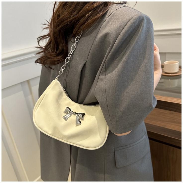 Hot Product Tas Kupu Kupu Wanita Tas Bahu Wanita Import Tas Pesta Kecil Sling Bag Tas Rantai Wanita 