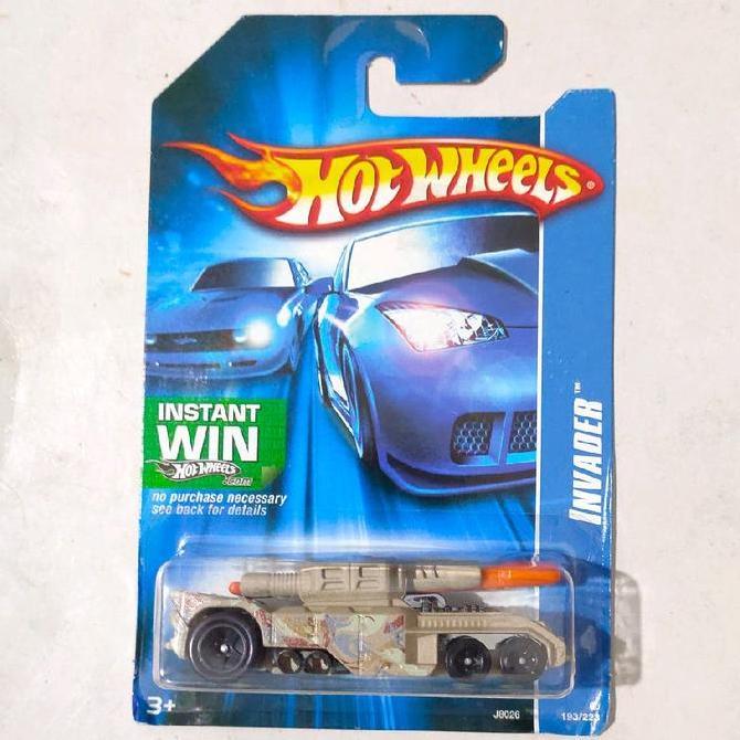 Hotwheels Hot Wheels Invader coklat doreng 2007 senjata bisa dilontarkan
