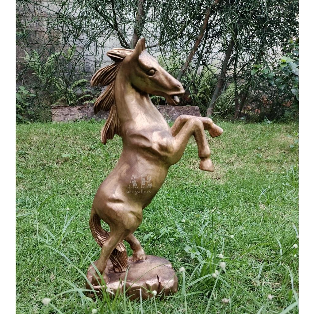 Patung Kuda Ukiran Kayu Jati Warna Antik Pajangan Miniatur Shio Kuda