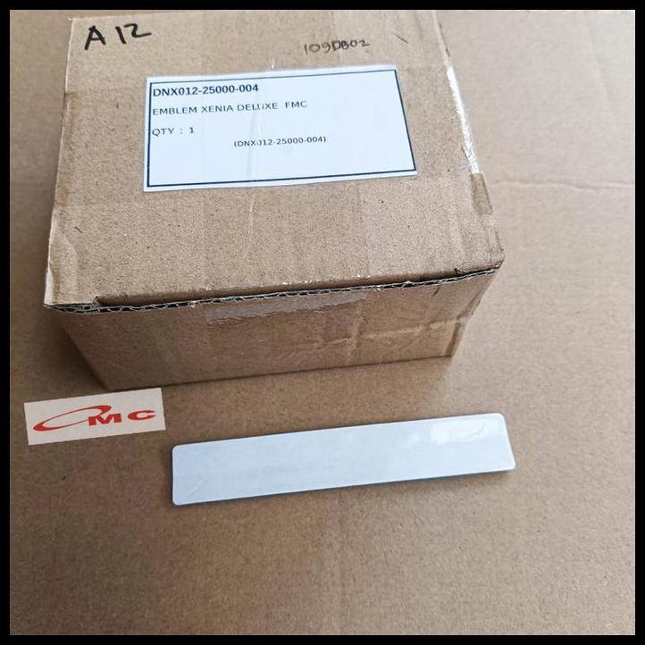 HOT DEAL EMBLEM DELUXE UNTUK LIST BODY ALL NEW XENIA ORIGINAL NX012-25000-004 EMBLEM LOGO TULISAN DE