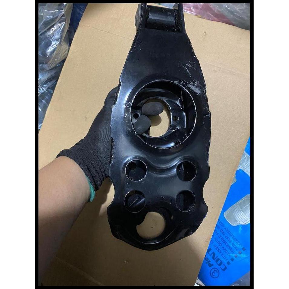 TERBARU LOWER ARM BAWAH / SAYAP BAWAH MITSUBISHI L300 BENSIN / L300 DLX ORI OGM