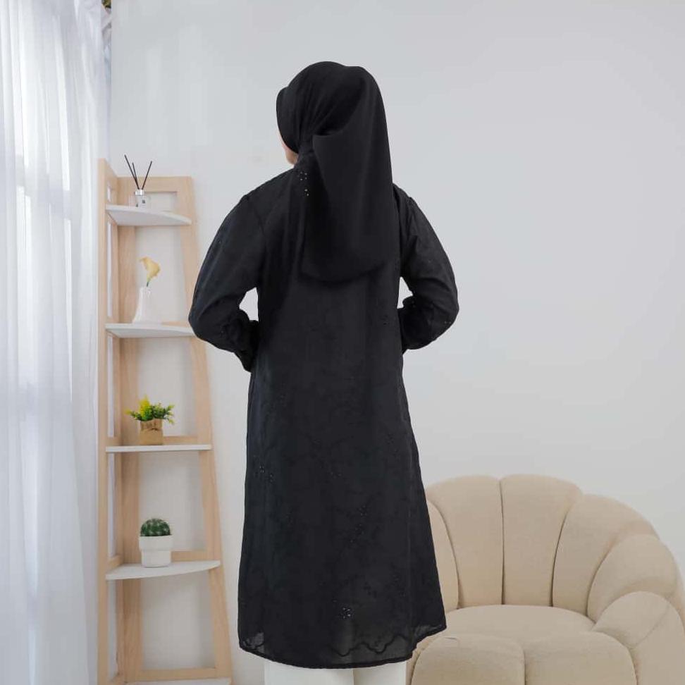 BEST SELLER LONG TUNIK KATUN BORDIR BOLONG ( KATBOL ) WANITA BW DAN HITAM ONLY KANCING DEPAN TERBARU
