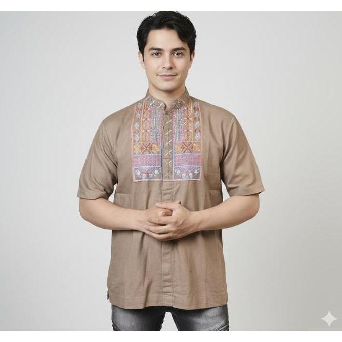 Baju Koko Preview Itang Yunasz Dilshad PVL 220/019 Katun n Elegan dengan 2 Kantong Size Internationa