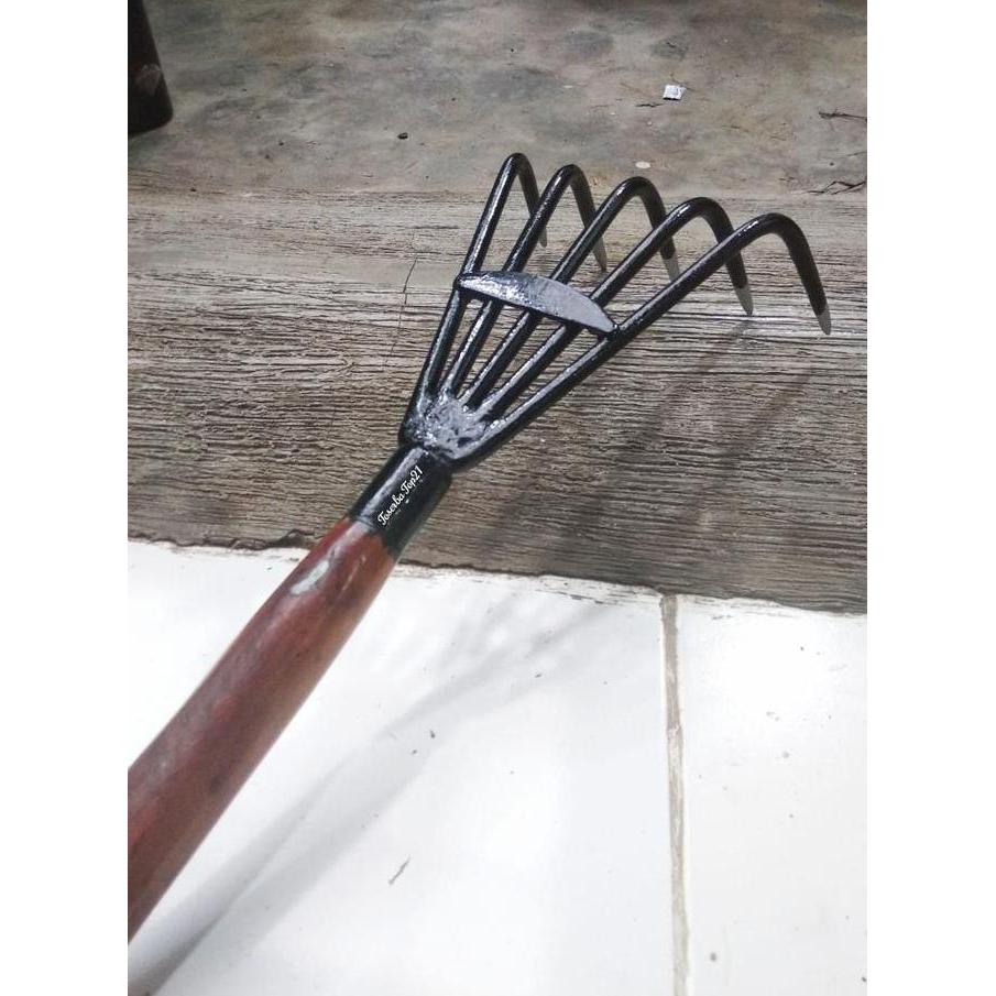 Tmn- Garukan Sampah / Garukan Besi Super Kokoh / Alat Berkebun Garukan Besi