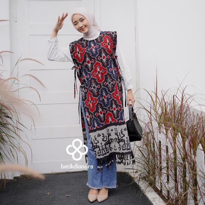 Batik Atasan Outer Vest Panjang Tenun by Nayra Vest