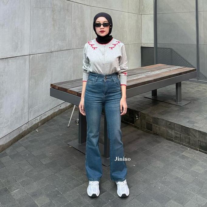 NOIR - JINISO Stretch Cutbray Petite Celana Jeans Highwaist