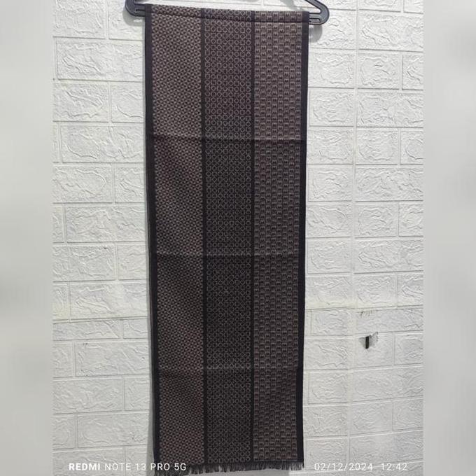 syal scraf leher pria wanita cocok buat musim dingin syal import Ready