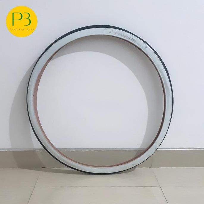 Ban Luar SWALLOW untuk Sepeda Ukuran 28 x 1 1/2 HITAM PUTIH