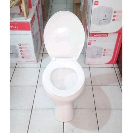 [FT] Kloset Duduk Siram Manual