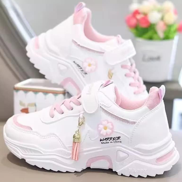 FREE ONGKIR SEPATU ANAK PEREMPUAN WARIOR SEPATU ANAK SNEAKERS SIZE 31-35